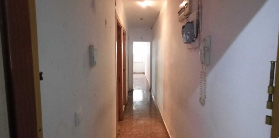 Huoneisto Badalona, Barcelona, Espanja 2 makuuhuonetta, 60 m2 No. 186386