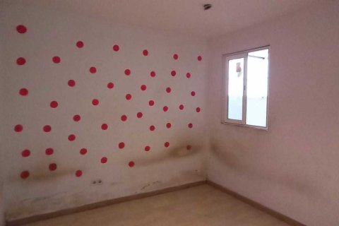 Huoneisto myytävänä Badalona, Barcelona, Espanja, 2 makuuhuonetta, 60 m2 No. 186386 - kuva 4