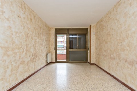 Apartment in Granollers, Barcelona, Spain 3 bedrooms, 62 sq.m. No. 186387