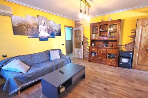 Villa en venta en La Siesta, Alicante, España 2 dormitorios,  No. 164449 - foto 6