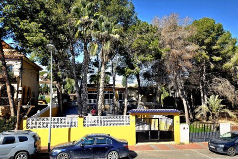 Villa en venta en La Siesta, Alicante, España 2 dormitorios,  No. 164449 - foto 19