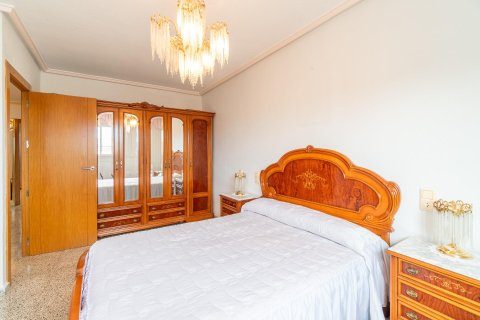 Kaupunkipientalo myytävänä Torremendo, Alicante, Espanja, 5 makuuhuonetta, 145 m2 No. 154563 - kuva 23