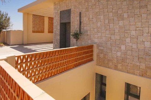 Villa till salu i La Marina, Alicante, Spanien 4 sovrum, 350 kvm. Nr. 192478 - foto 15
