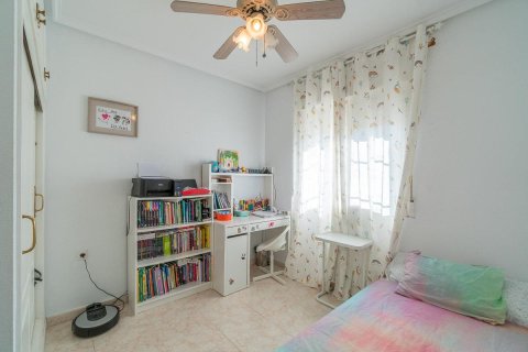 Villa zum Verkauf in Punta Prima, Alicante, Spanien 3 Schlafzimmer, 67 m2 Nr. 192481 - Foto 13