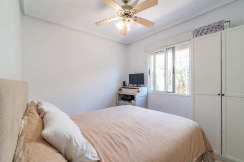 Villa zum Verkauf in Punta Prima, Alicante, Spanien 3 Schlafzimmer, 67 m2 Nr. 192481 - Foto 20