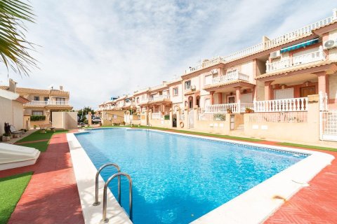Villa in Punta Prima, Alicante, Spanien 3 Schlafzimmer, 67 m2 Nr. 192481