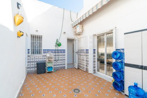 Villa zum Verkauf in Punta Prima, Alicante, Spanien 3 Schlafzimmer, 67 m2 Nr. 192481 - Foto 25