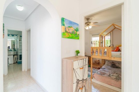 Villa zum Verkauf in Punta Prima, Alicante, Spanien 3 Schlafzimmer, 67 m2 Nr. 192481 - Foto 17