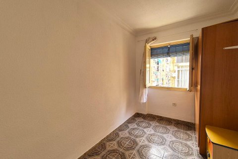 Huoneisto myytävänä Alicante, Espanja, 1 makuuhuone, 75 m2 No. 193304 - kuva 15