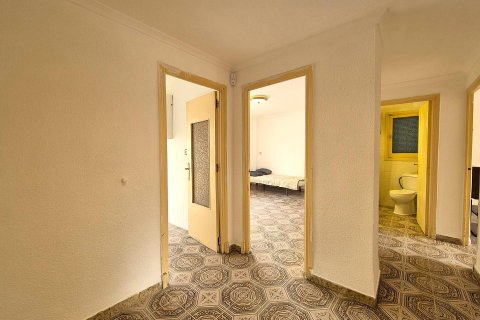 Huoneisto myytävänä Alicante, Espanja, 1 makuuhuone, 75 m2 No. 193304 - kuva 18