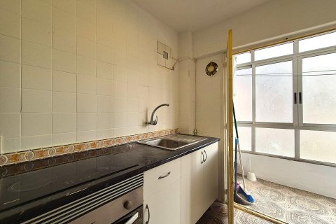 Huoneisto myytävänä Alicante, Espanja, 1 makuuhuone, 75 m2 No. 193304 - kuva 16