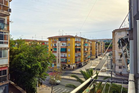 Huoneisto myytävänä Alicante, Espanja, 1 makuuhuone, 75 m2 No. 193304 - kuva 6