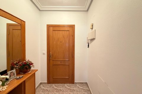 Dzīvoklis pārdošanā Torrevieja, Alicante, Spānijā 2 istabas, 85 m2 Nr. 193305 - attēls 4