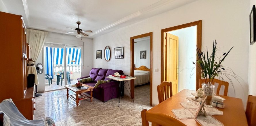 Dzīvoklis Torrevieja, Alicante, Spānijā 2 istabas, 85 m2 Nr. 193305