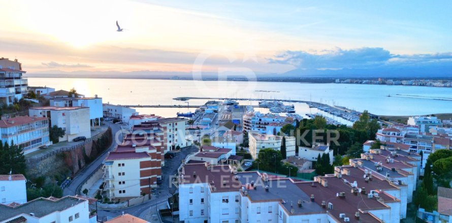 Działka w Roses, Girona, Hiszpania 929 mkw. nr 160246