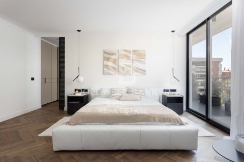 Apartamento en venta en Barcelona, España 4 dormitorios, 289 m2 No. 160247 - foto 20