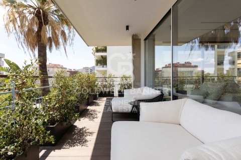 Lägenhet i Barcelona, Spanien 4 sovrum, 289 kvm. Nr. 160247