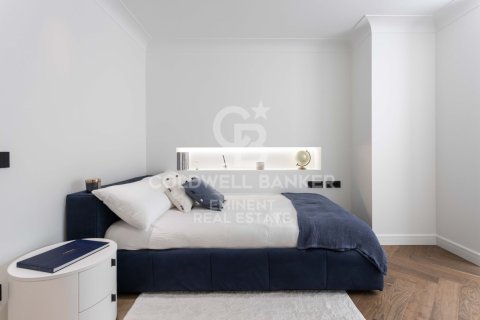 Apartment for sale in Barcelona, Spain 4 bedrooms, 289 sq.m. No. 160247 - photo 23