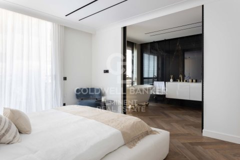 Apartment for sale in Barcelona, Spain 4 bedrooms, 289 sq.m. No. 160247 - photo 17