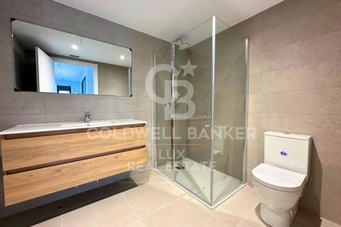 Villa till salu i Llanca, Girona, Spanien 5 sovrum, 289 kvm. Nr. 160245 - foto 8