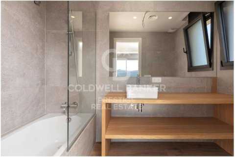 Kaupunkipientalo myytävänä Santa Cristina d'Aro, Girona, Espanja, 4 makuuhuonetta, 209 m2 No. 160248 - kuva 23