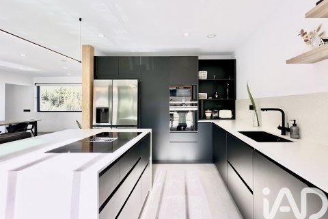 Casa in vendita a Sant Pere de Ribes, Barcelona, Spagna 4 camere da letto, 328 mq. N° 172842 - foto 16