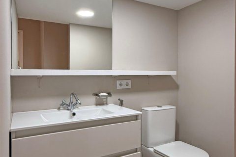 Tvåvåningslägenhet till salu i Sitges, Barcelona, Spanien 4 sovrum, 114 kvm. Nr. 172844 - foto 13