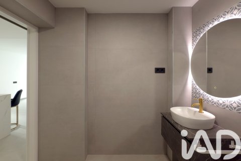 Huoneisto myytävänä Vilanova i la Geltru, Barcelona, Espanja, 2 makuuhuonetta, 80 m2 No. 173138 - kuva 20