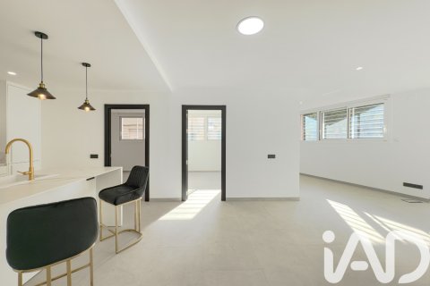 Huoneisto myytävänä Vilanova i la Geltru, Barcelona, Espanja, 2 makuuhuonetta, 80 m2 No. 173138 - kuva 10