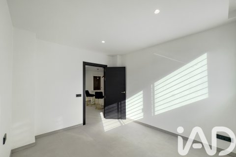 Huoneisto myytävänä Vilanova i la Geltru, Barcelona, Espanja, 2 makuuhuonetta, 80 m2 No. 173138 - kuva 23