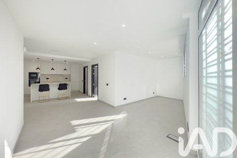 Huoneisto myytävänä Vilanova i la Geltru, Barcelona, Espanja, 2 makuuhuonetta, 80 m2 No. 173138 - kuva 14