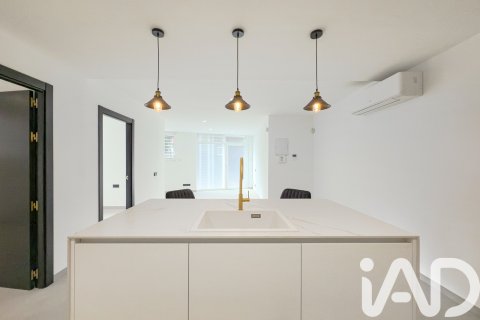 Huoneisto myytävänä Vilanova i la Geltru, Barcelona, Espanja, 2 makuuhuonetta, 80 m2 No. 173138 - kuva 7