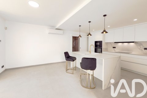 Huoneisto myytävänä Vilanova i la Geltru, Barcelona, Espanja, 2 makuuhuonetta, 80 m2 No. 173138 - kuva 4