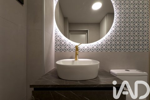 Huoneisto myytävänä Vilanova i la Geltru, Barcelona, Espanja, 2 makuuhuonetta, 80 m2 No. 173138 - kuva 21