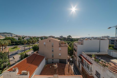 Huoneisto myytävänä Sitges, Barcelona, Espanja, 2 makuuhuonetta, No. 141156 - kuva 2