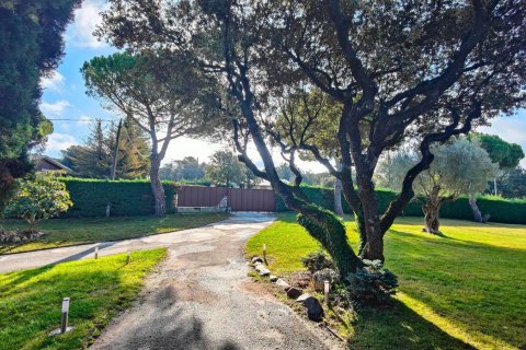 House for sale in Seva, Barcelona, Spain 8 bedrooms, No. 141153 - photo 24