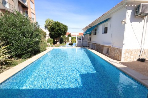 Townhouse zum Verkauf in Torrevieja, Alicante, Spanien 4 Schlafzimmer, 230 m2 Nr. 140389 - Foto 20