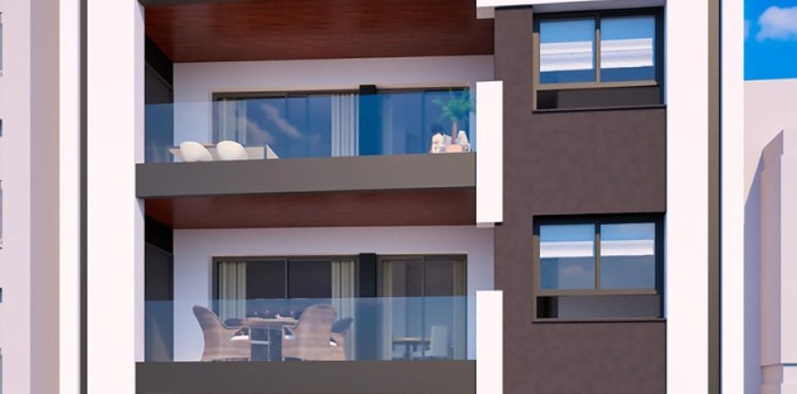 Appartamento a Torrevieja, Alicante, Spagna 3 camere da letto, 120 mq. N° 144328