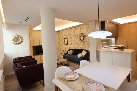 Lägenhet till salu Madrid, Spanien 3 sovrum, 80 kvm. Nr. 58457 - foto 1