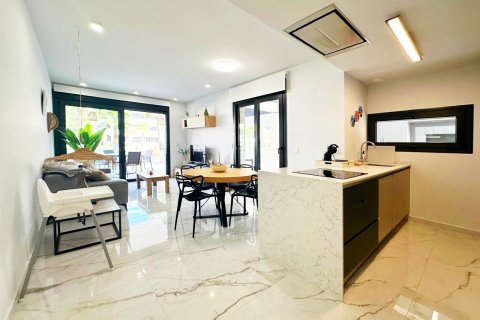 Apartament Torrevieja, Alicante, Hiszpania 2 sypialnie, 86 mkw. nr 115450 – zdjęcie 3