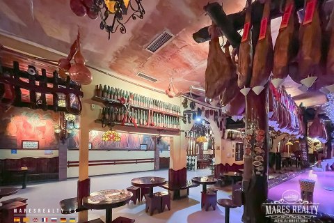 Commercial property for sale Calella, Barcelona, Spain 4 rooms, 800 sq.m. No. 97895 - photo 3