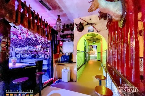 Commercial property for sale Calella, Barcelona, Spain 4 rooms, 800 sq.m. No. 97895 - photo 4