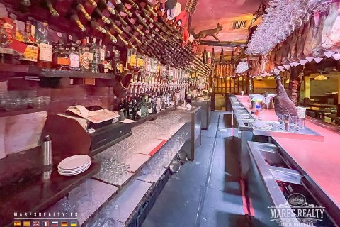 Commercial property for sale Calella, Barcelona, Spain 4 rooms, 800 sq.m. No. 97895 - photo 2