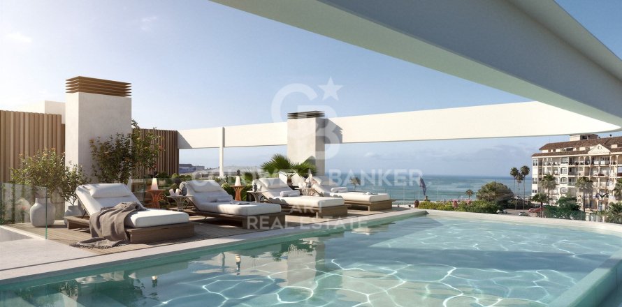 Apartment à Estepona, Malaga, Espagne 2 chambres, 112 m2 No. 156790
