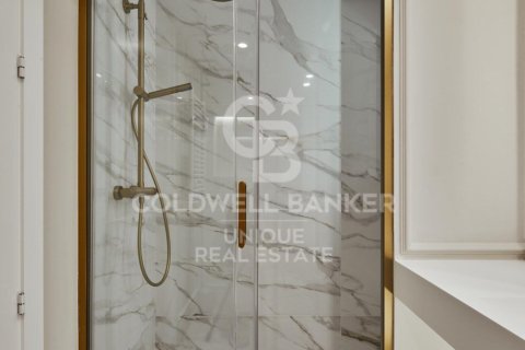 Apartament w Madrid, Hiszpania 2 sypialnie, 105 mkw. nr 156793 – zdjęcie 22