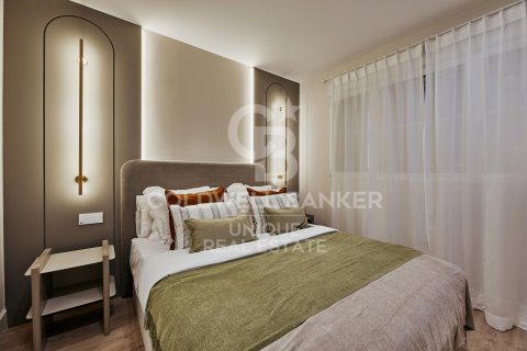 Apartament w Madrid, Hiszpania 2 sypialnie, 105 mkw. nr 156793 – zdjęcie 18