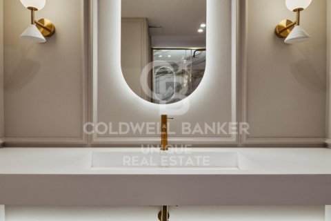Apartament w Madrid, Hiszpania 2 sypialnie, 105 mkw. nr 156793 – zdjęcie 21