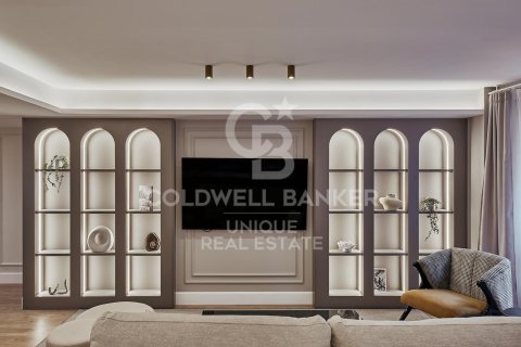 Apartament w Madrid, Hiszpania 2 sypialnie, 105 mkw. nr 156793 – zdjęcie 8