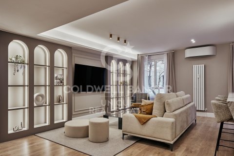 Apartament w Madrid, Hiszpania 2 sypialnie, 105 mkw. nr 156793 – zdjęcie 6