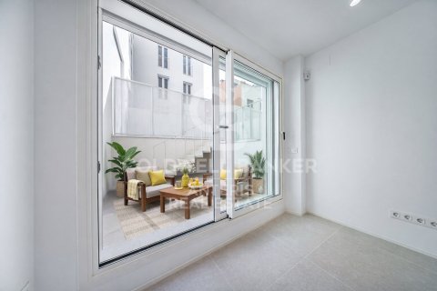 Tvåvåningslägenhet till salu i L'Hospitalet de Llobregat, Barcelona, Spanien 2 sovrum, 116 kvm. Nr. 156787 - foto 4